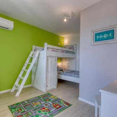 Holiday home In 39447